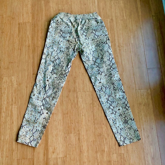 Spell Aloha Python Jets Medium - Picture 3 of 8